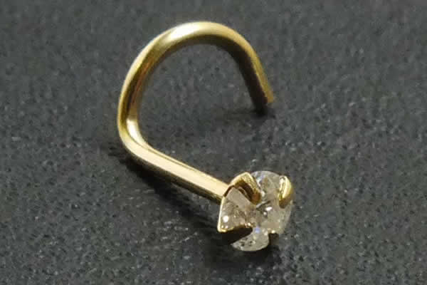 ＜グリーンピアッシング＞ ダイヤモンド（SI/1.5mm）ノーズスクリュー 鼻ピアス画像